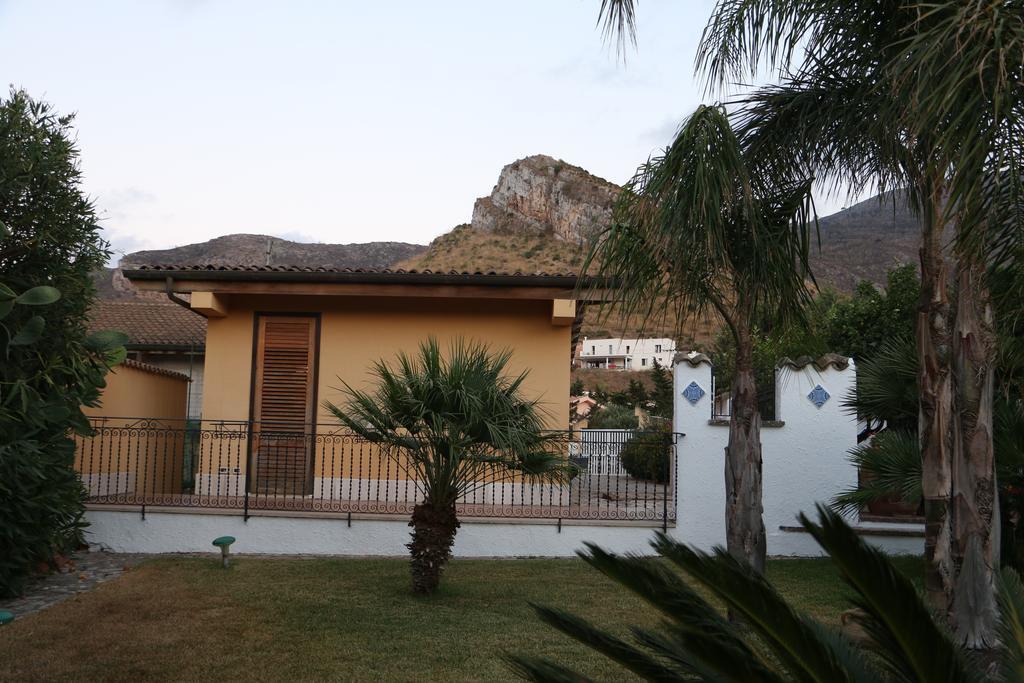 Casa Vacanze Al Ma Gi Villa Castellammare del Golfo Rum bild